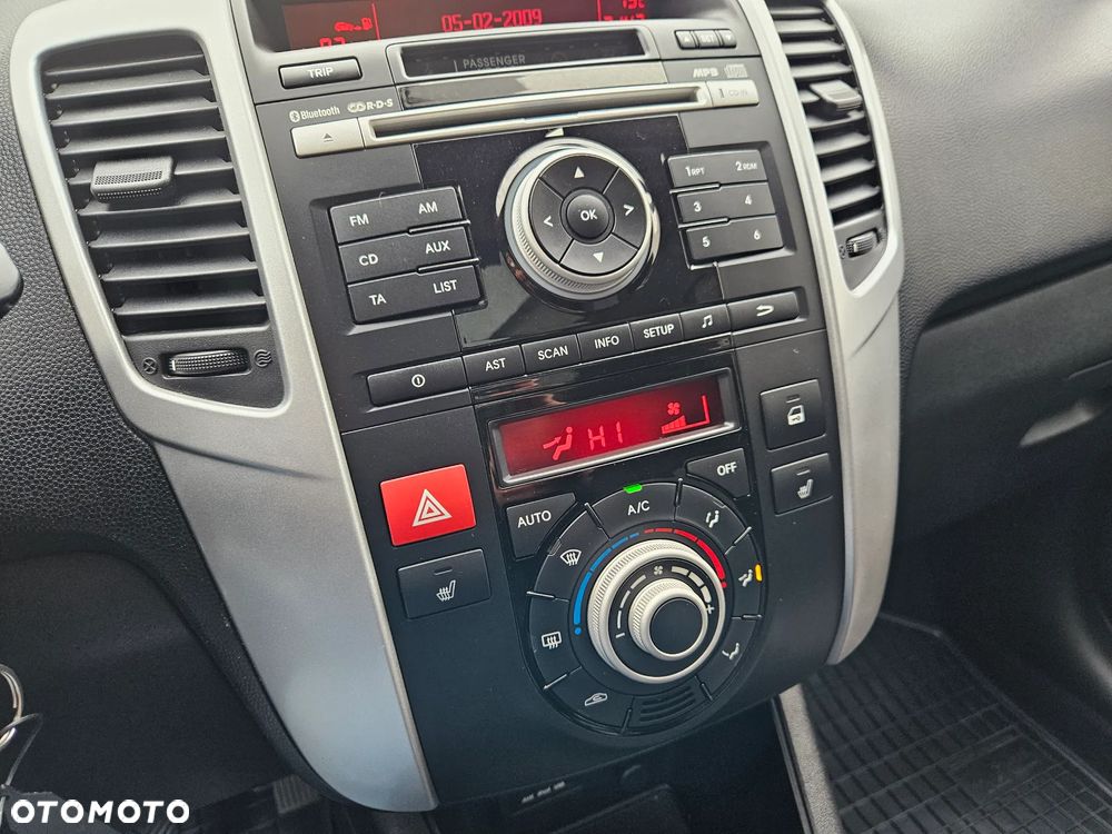 Kia Venga 1.6 CVVT ISG Spirit - 27