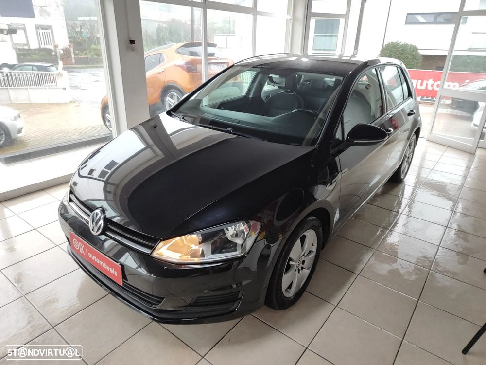 VW Golf 1.6 TDi Trendline BlueMotion - 6