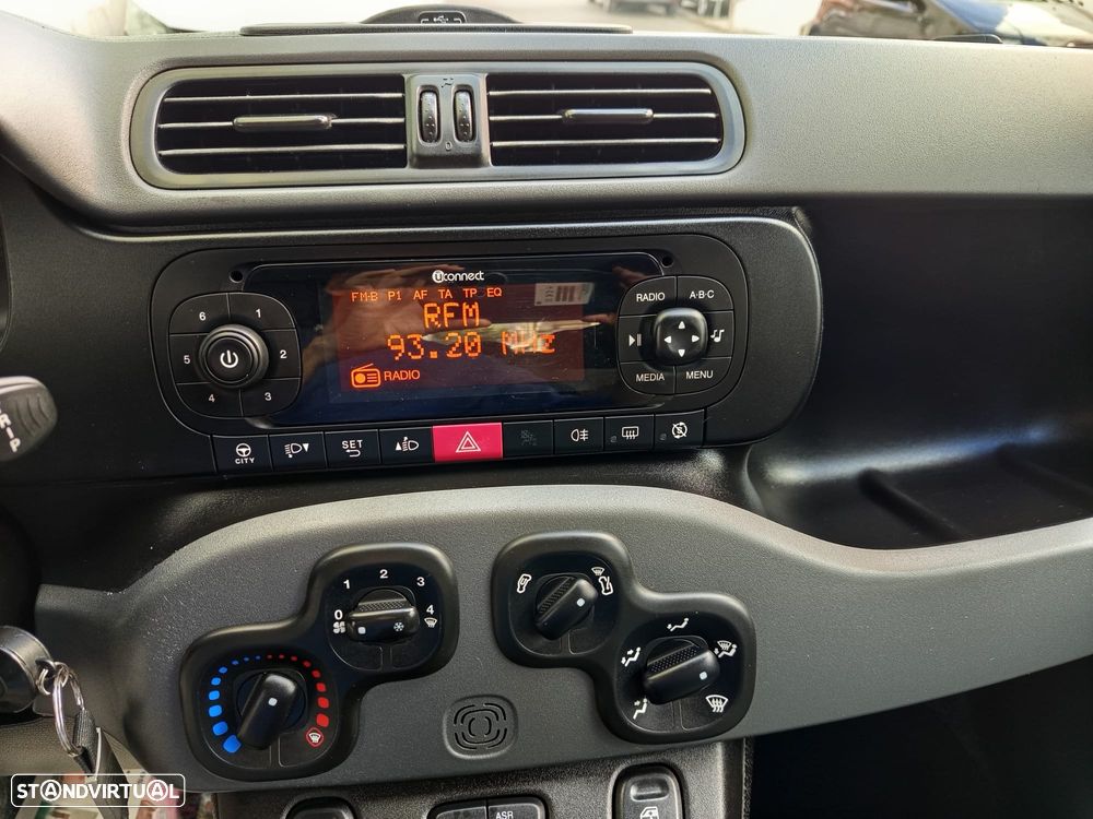 Fiat Panda 1.2 Lounge S&S - 17