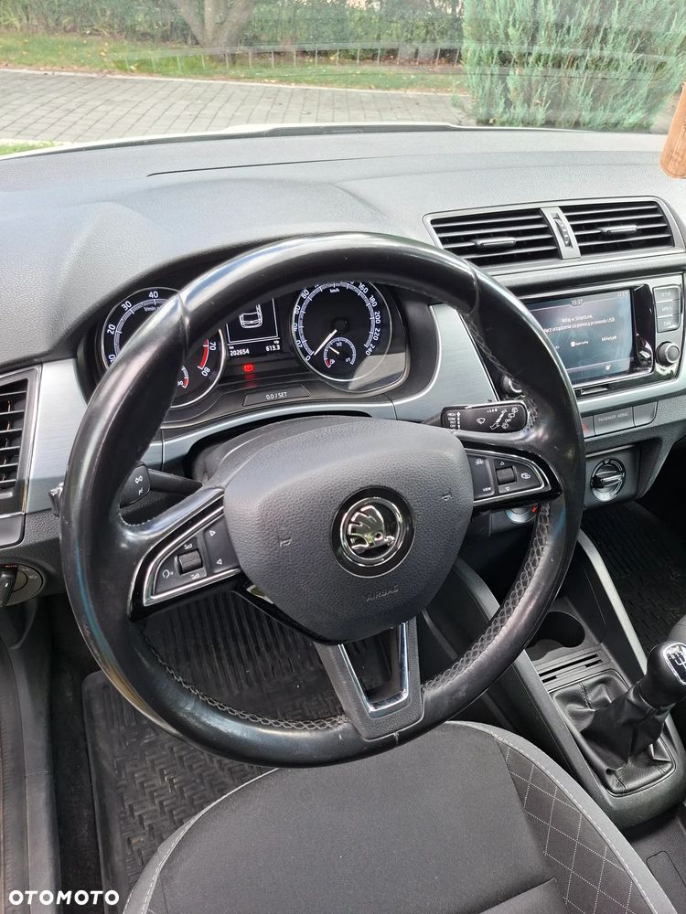 Skoda Fabia 1.0 TSI Ambition - 10