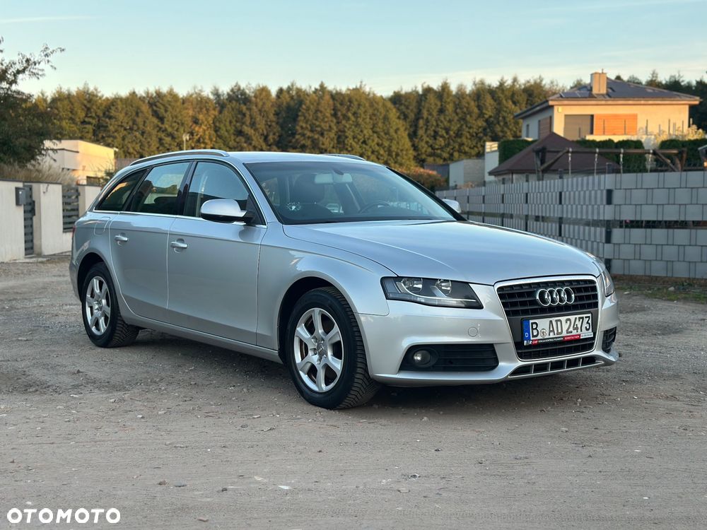Audi A4 Avant - 4