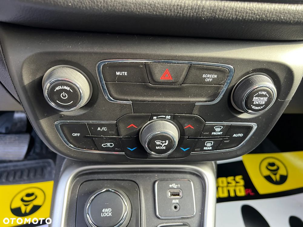Jeep Compass - 17
