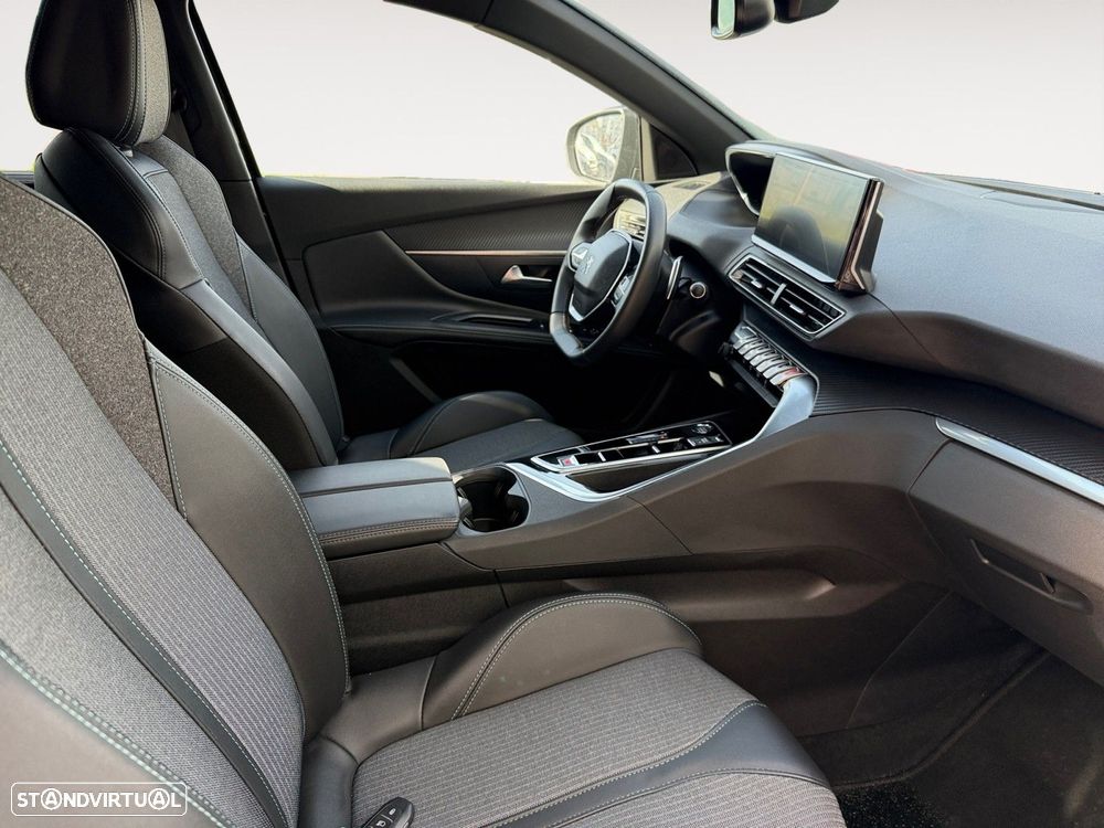 Peugeot 5008 1.5 BlueHDi Allure Pack EAT8 - 15