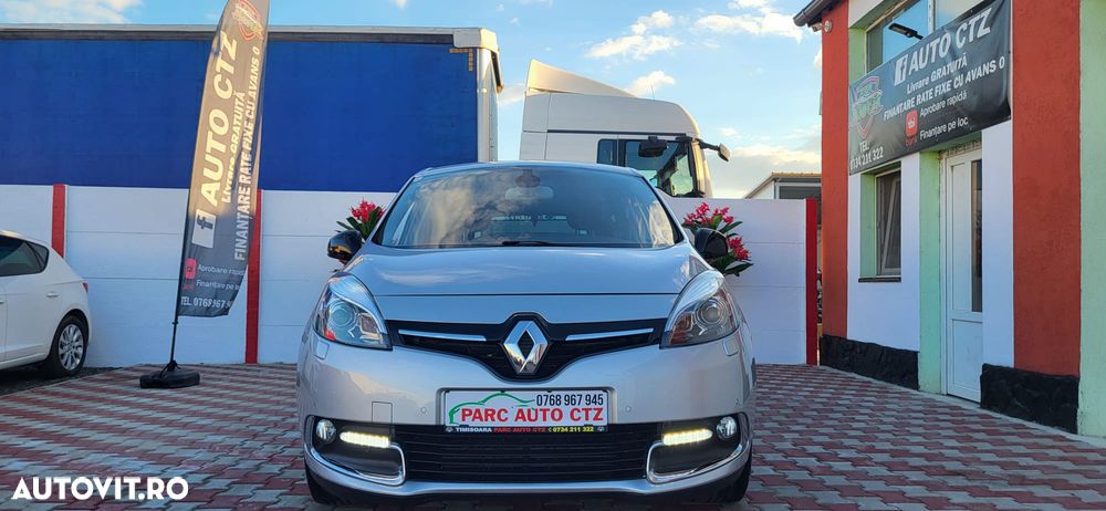Renault Grand Scenic - 33