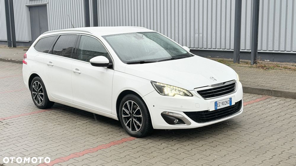 Peugeot 308 HDi FAP 110 Premium - 8