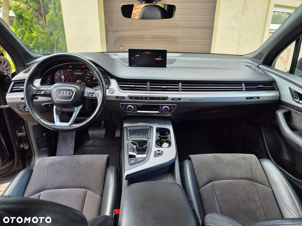 Audi Q7 - 16