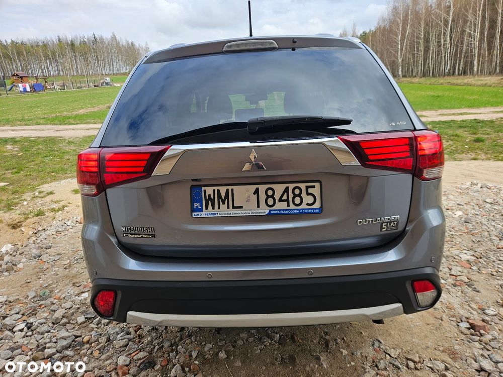 Mitsubishi Outlander 2.0 Intense + SDA 4WD CVT - 10