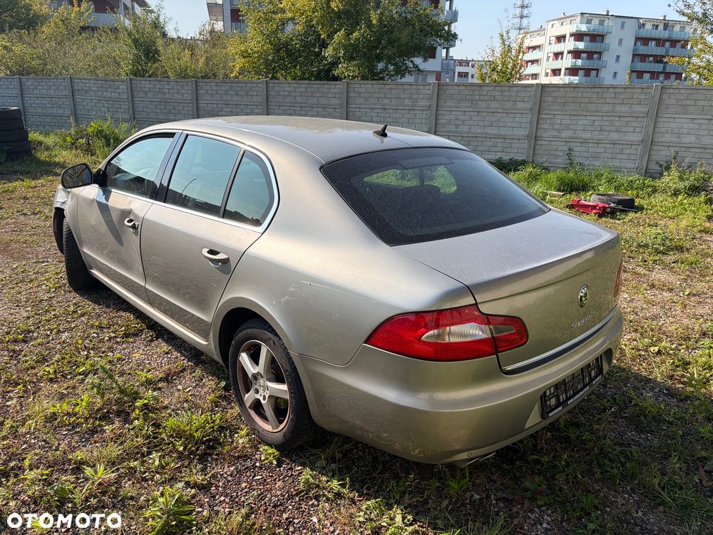 Skoda Superb - 14