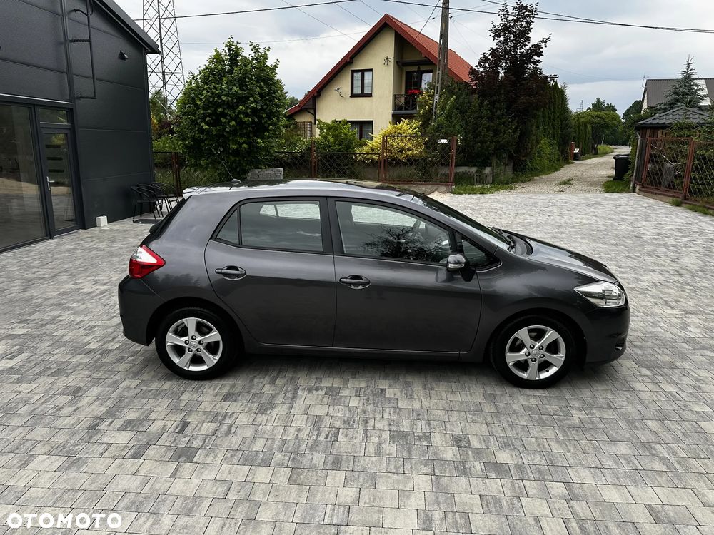 Toyota Auris 1.4 D-4D Premium - 6