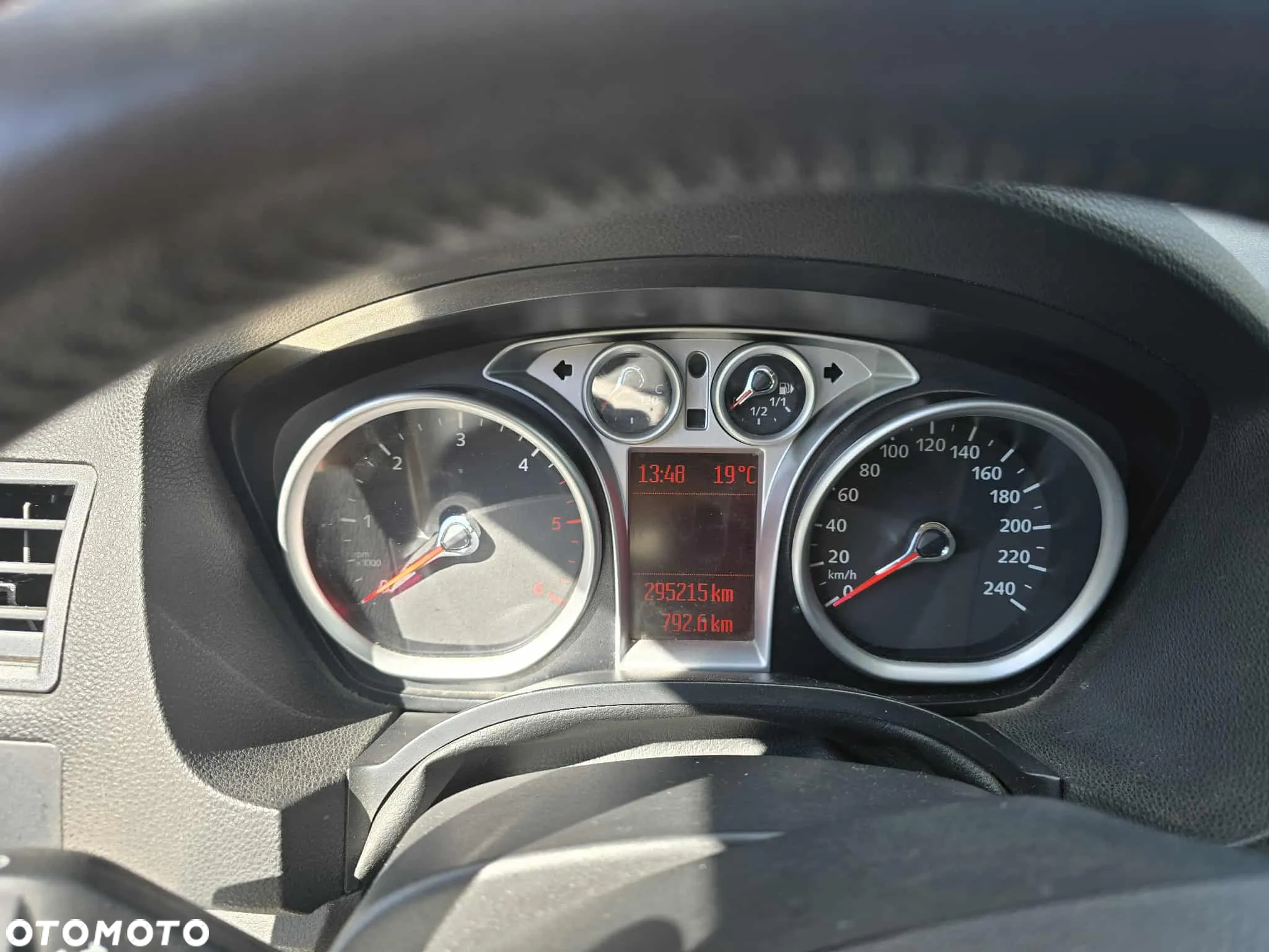Ford Kuga 2.0 TDCi Individual MPS6 - 10