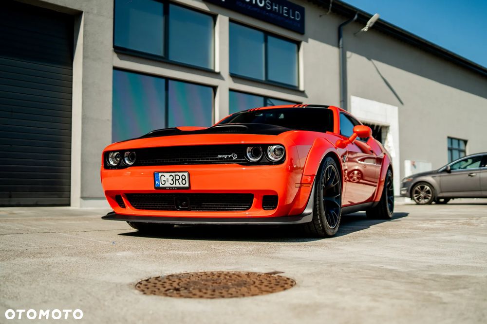 Dodge Challenger 6.2 Hellcat Widebody - 1