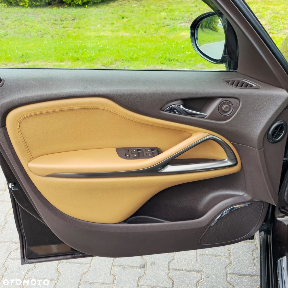 Opel Zafira Tourer 2.0 CDTI Innovation - 18