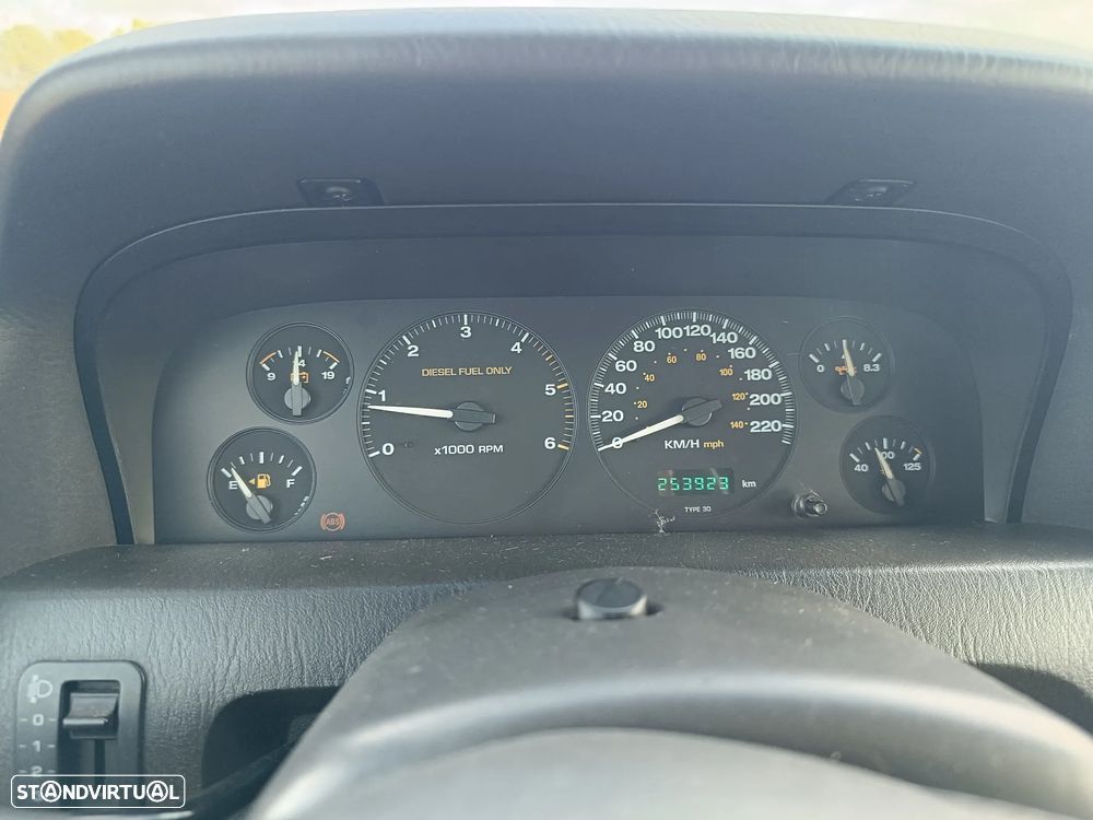 Jeep Grand Cherokee 3.1 TD Laredo - 8