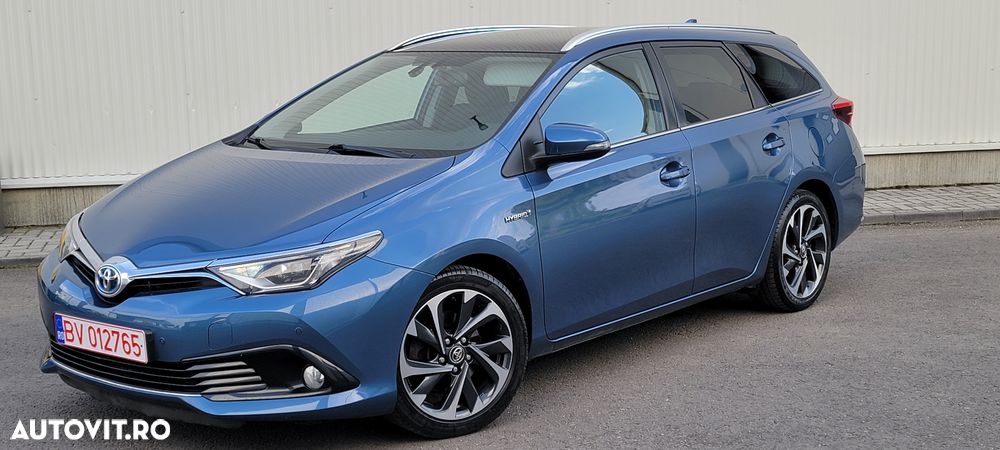 Toyota Auris - 1
