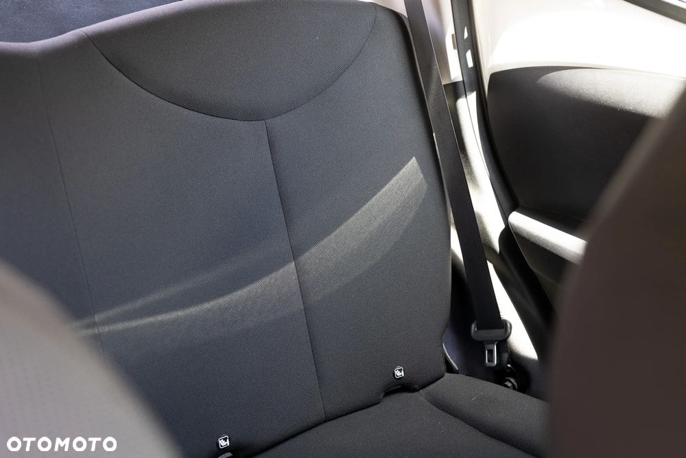 Toyota Aygo 1.0 VVT-i JBL Edition - 8
