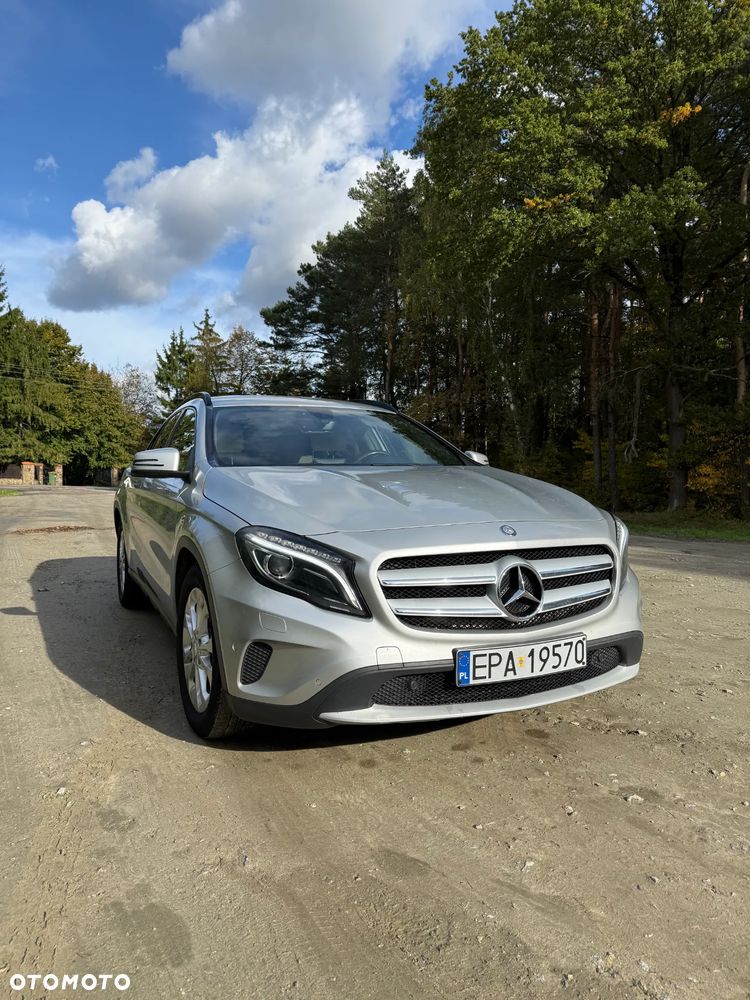 Mercedes-Benz GLA 250 4-Matic - 18
