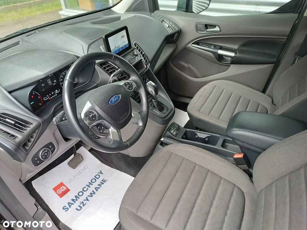 Ford Tourneo Connect - 10