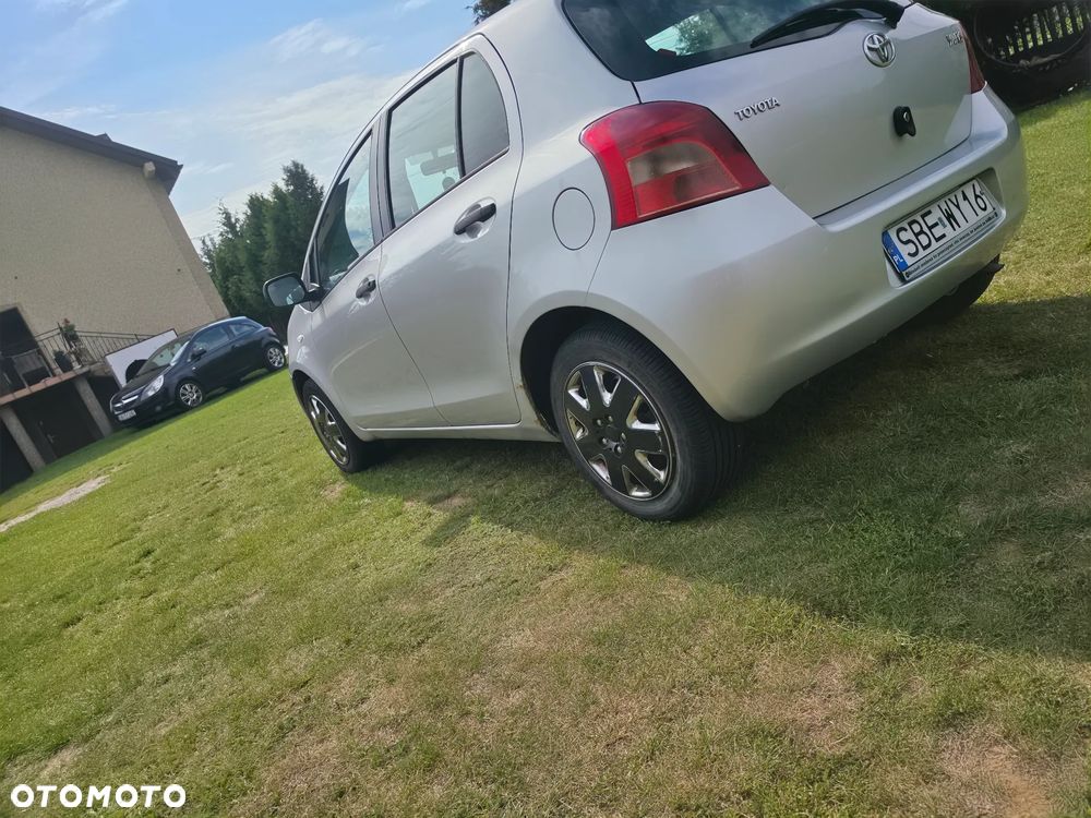 Toyota Yaris 1.0 Luna - 3