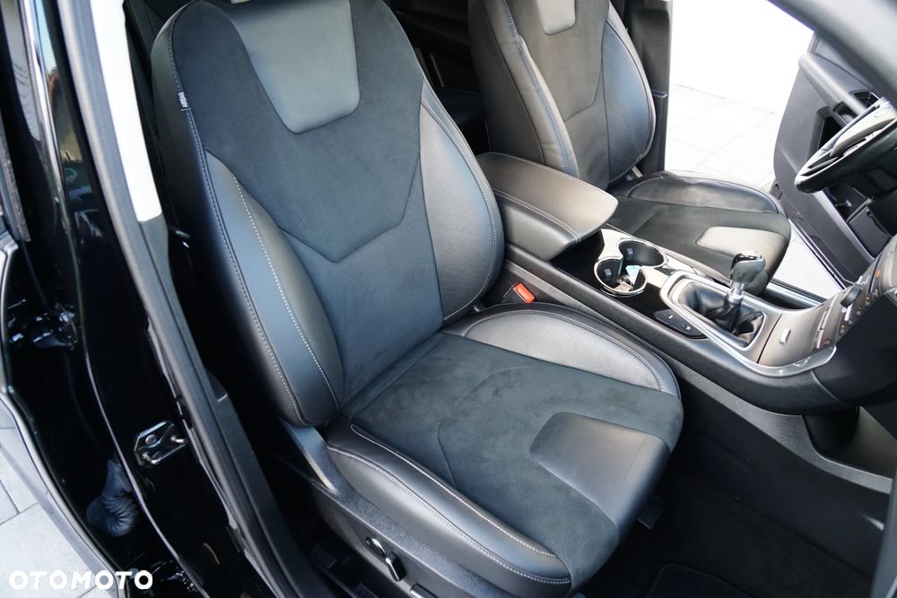 Ford S-Max 2.0 TDCi Titanium - 29