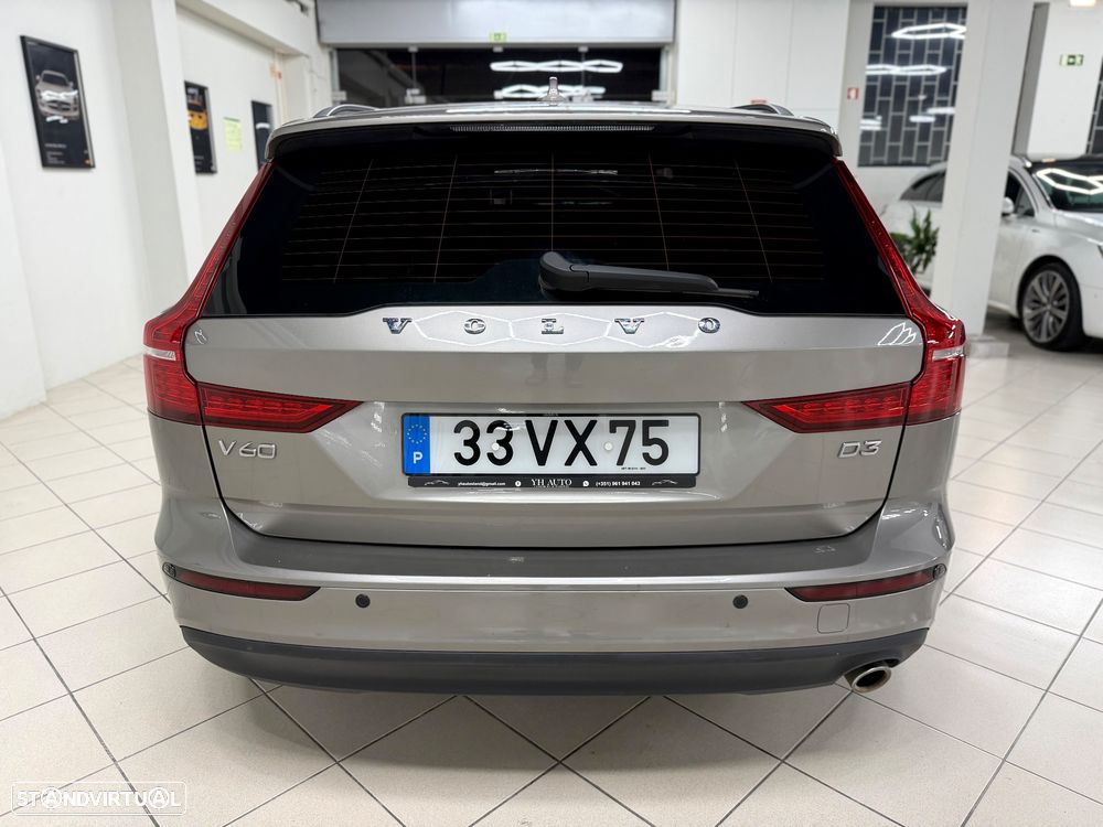 Volvo V60 2.0 D3 Momentum Core Geartronic - 7