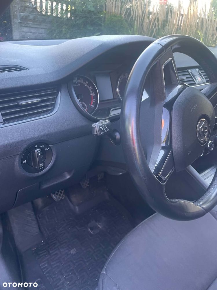 Skoda Octavia 1.6 TDI Active - 10