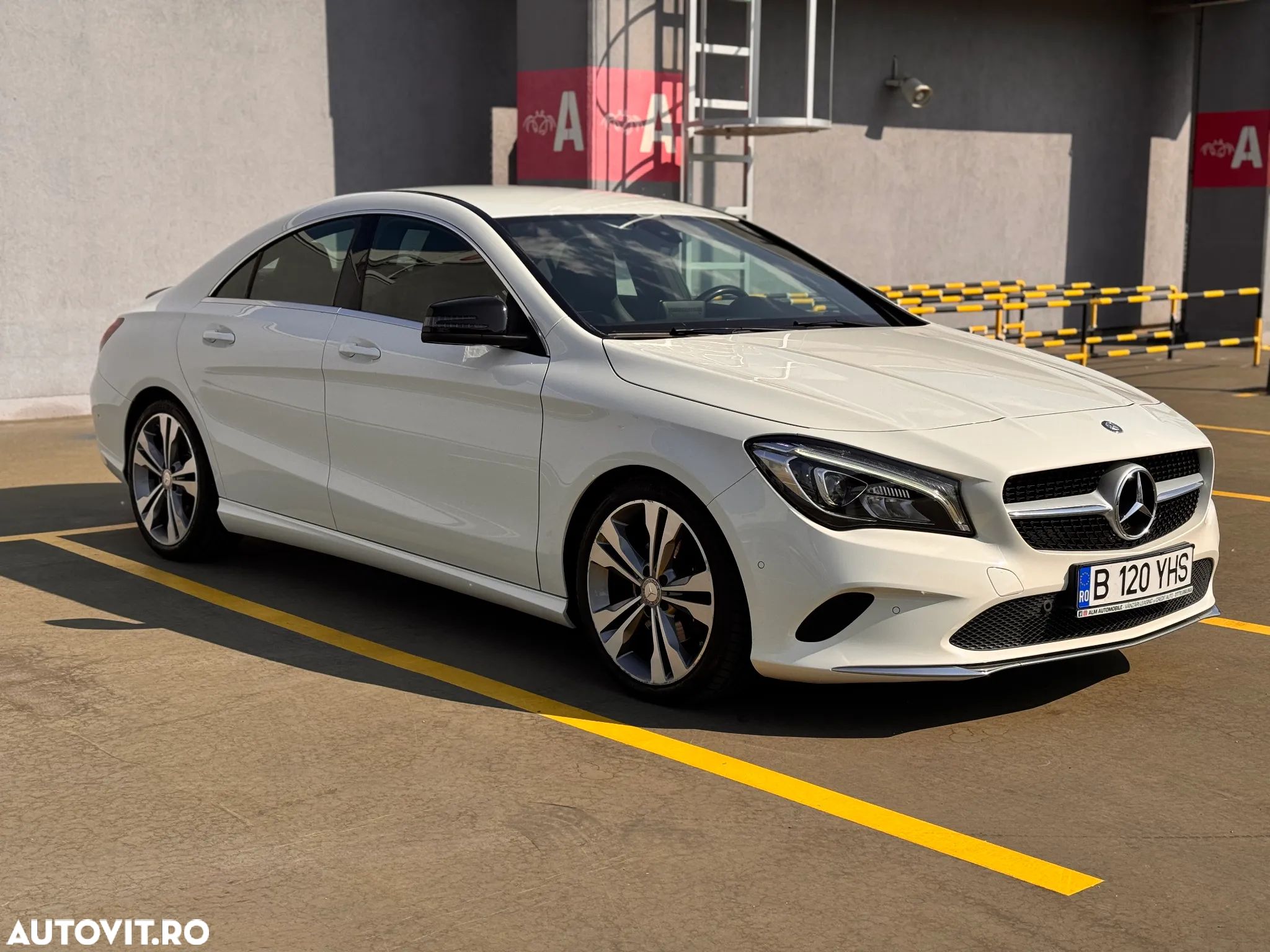 Mercedes-Benz CLA - 1