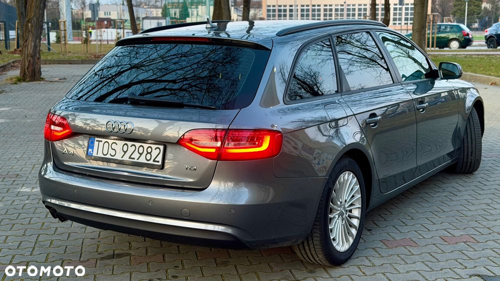 Audi A4 Avant - 4