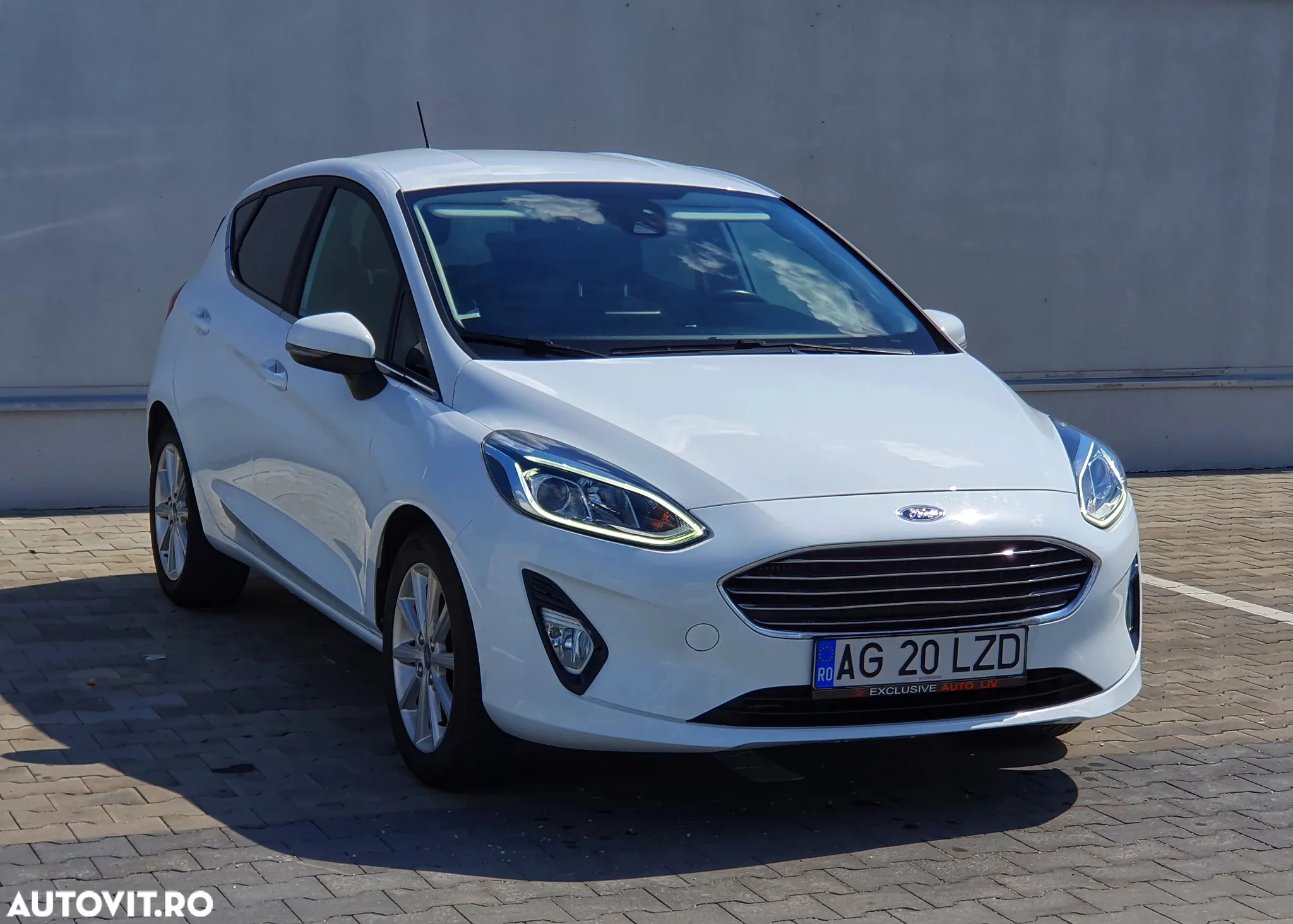 Ford Fiesta 1.0 EcoBoost S&S TITANIUM - 3