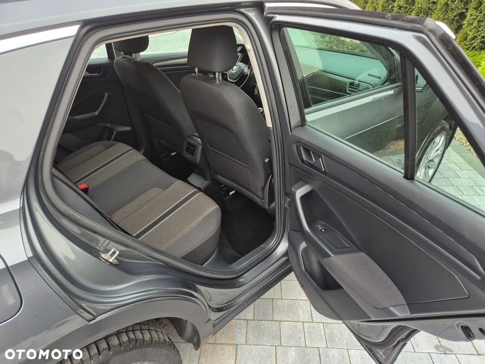 Volkswagen T-Roc 1.6 TDI SCR DPF Advance - 15