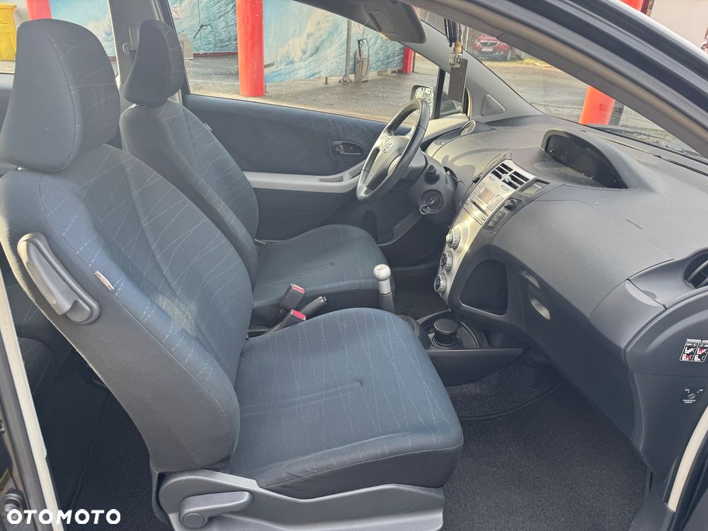 Toyota Yaris 1.0 VVT-i Style - 9