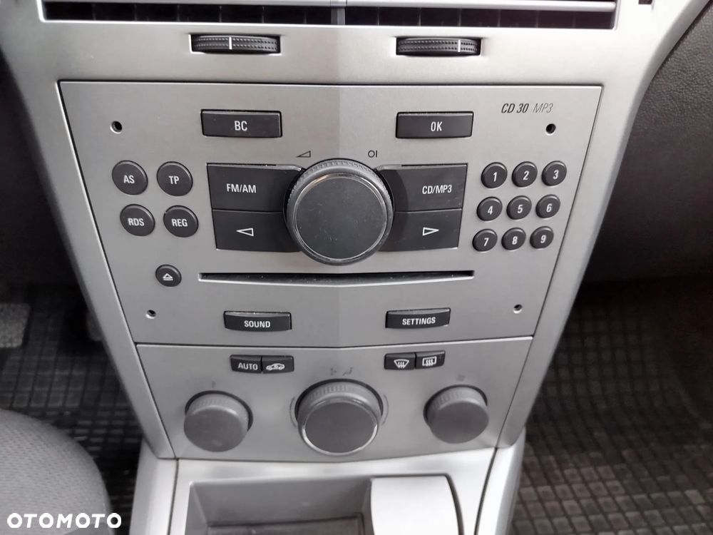 Opel Astra - 17