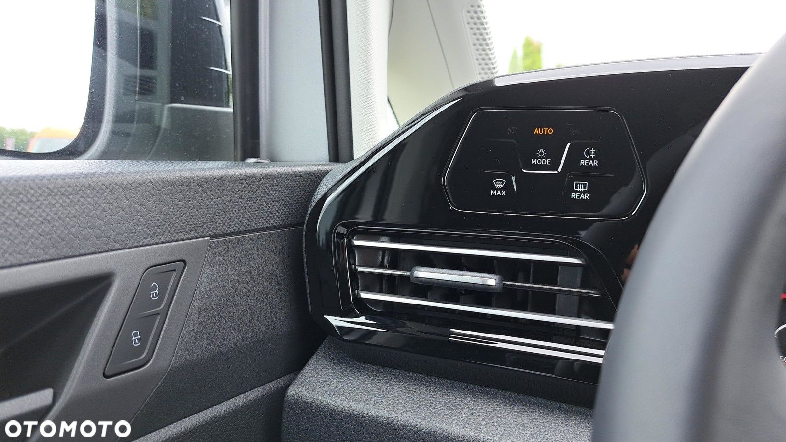 Volkswagen Caddy Cargo - 16