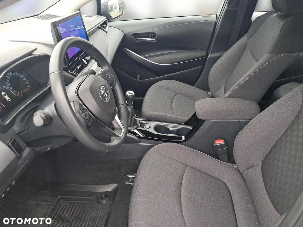 Toyota Corolla - 9