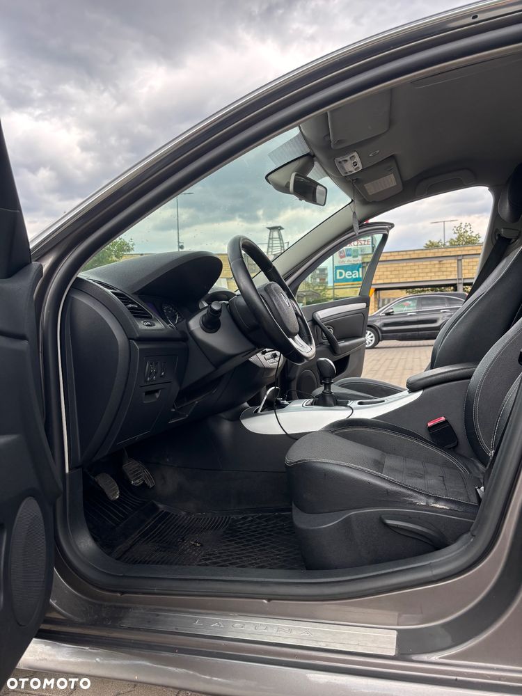 Renault Laguna ENERGY dCi 130 FAP Start & Stop Paris - 15