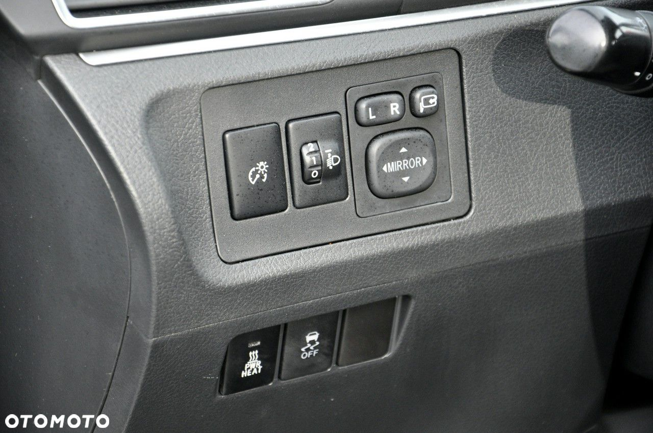 Toyota Verso 2.0 D-4D Premium 7os - 13