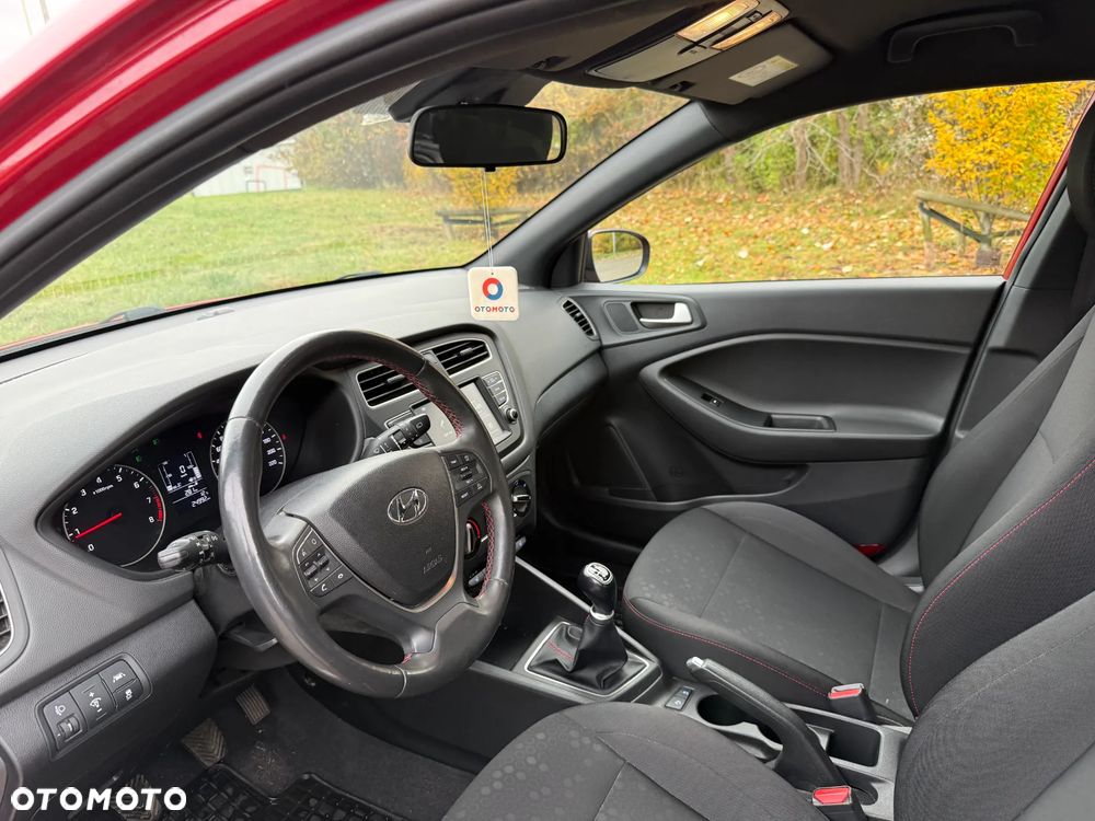 Hyundai i20 - 10