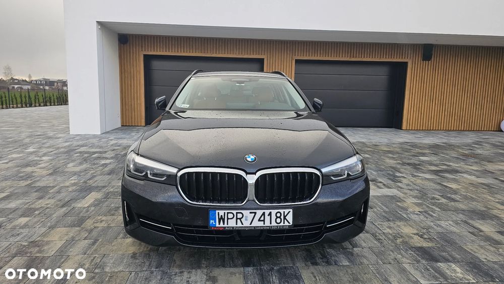 BMW Seria 5 520d xDrive mHEV - 1