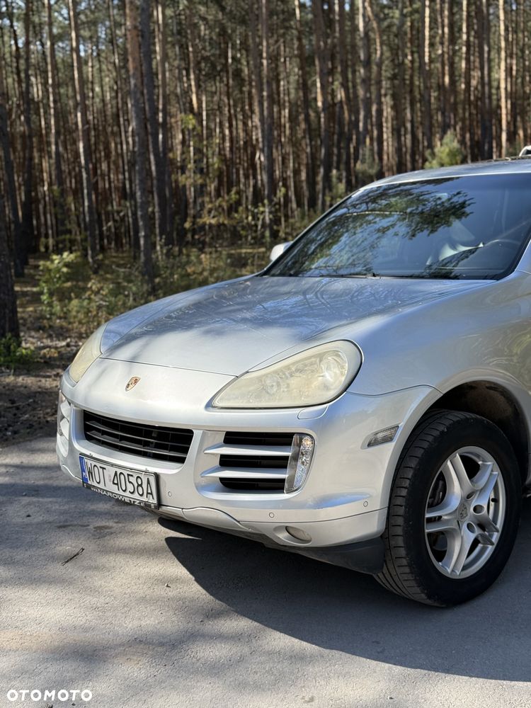 Porsche Cayenne - 30