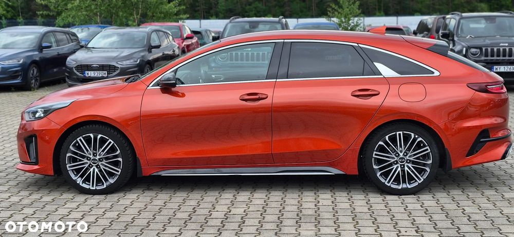 Kia ProCeed - 9