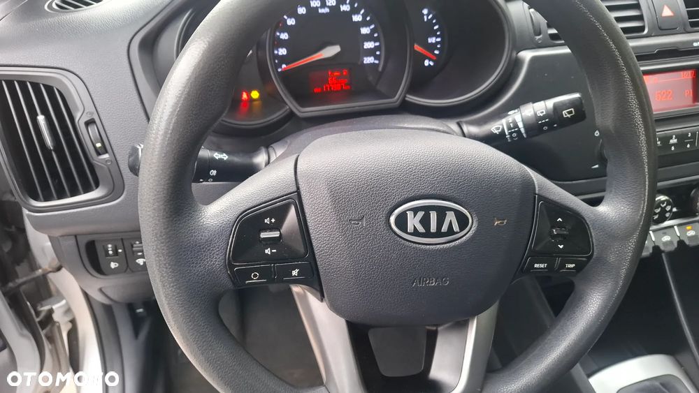 Kia Rio 1.2 Dream Team Edition - 14