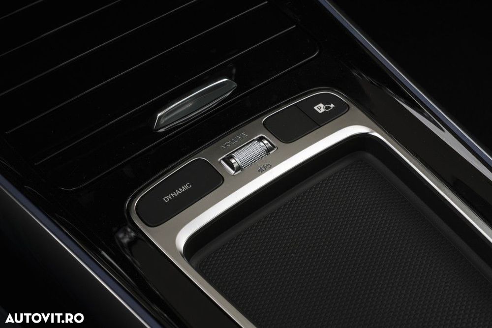 Mercedes-Benz GLA 220 4MATIC MHEV Aut. - 24