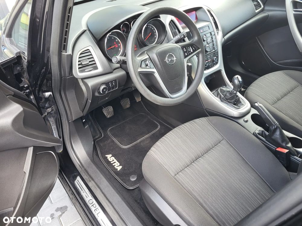 Opel Astra - 14