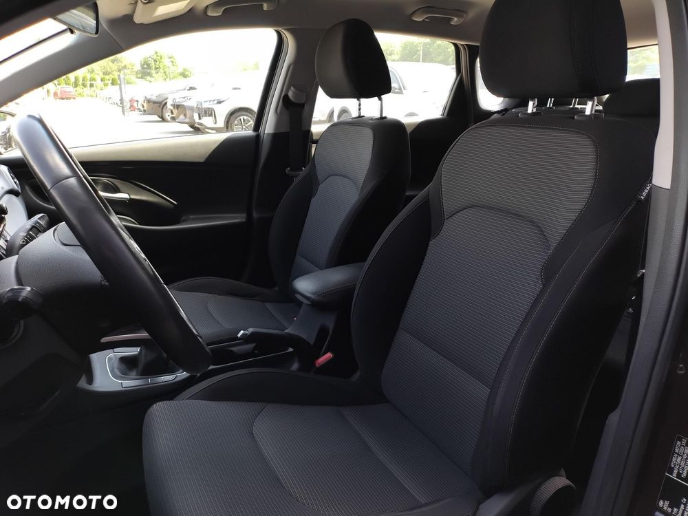 Hyundai i30 1.4 Comfort - 23