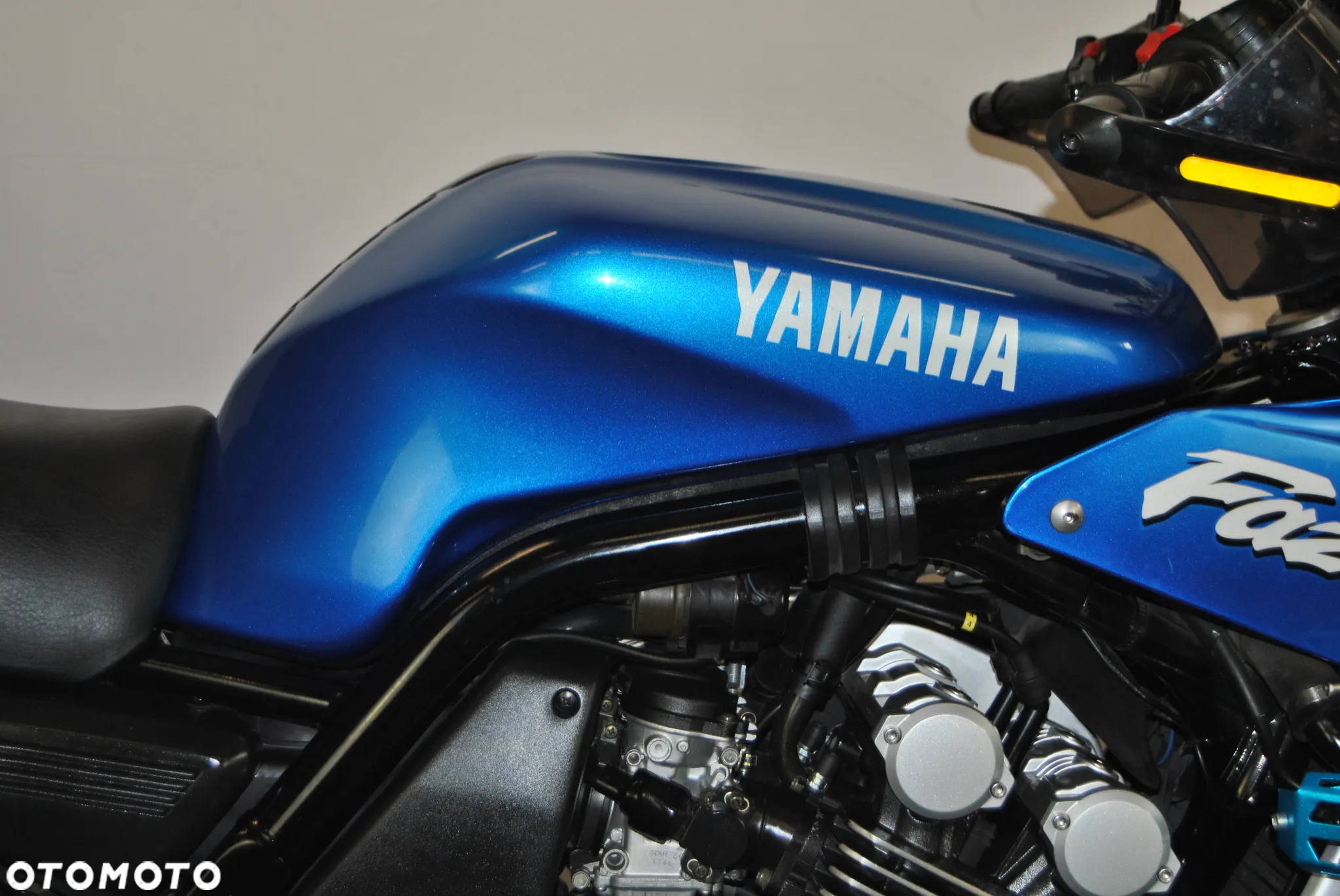 Yamaha FZS - 23