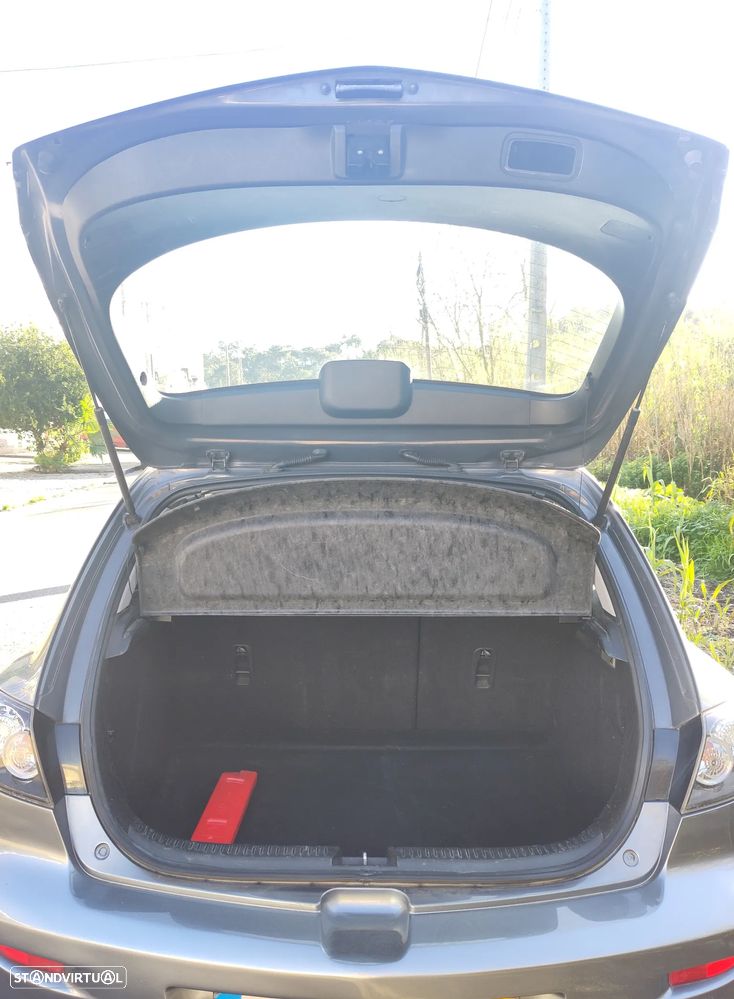 Mazda 3 Hatchback MZR 1.6 CD Sport - 9