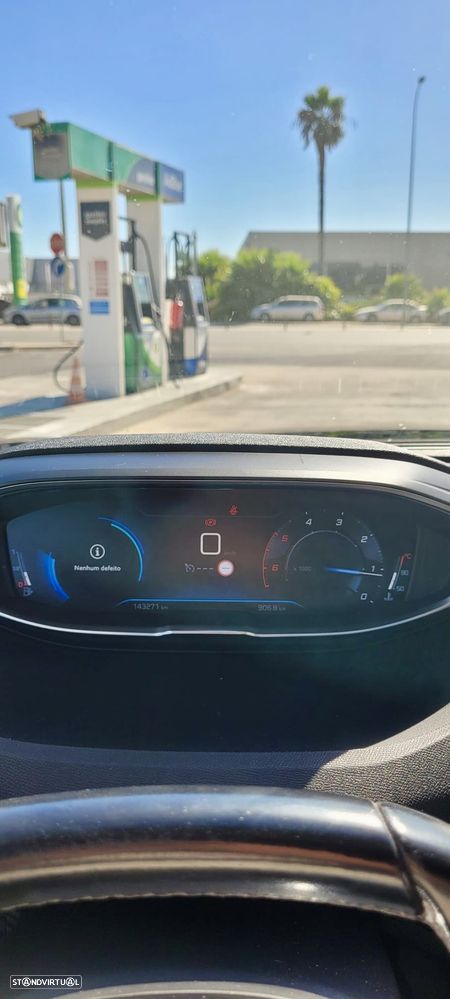 Peugeot 3008 1.5 BlueHDi Active - 9