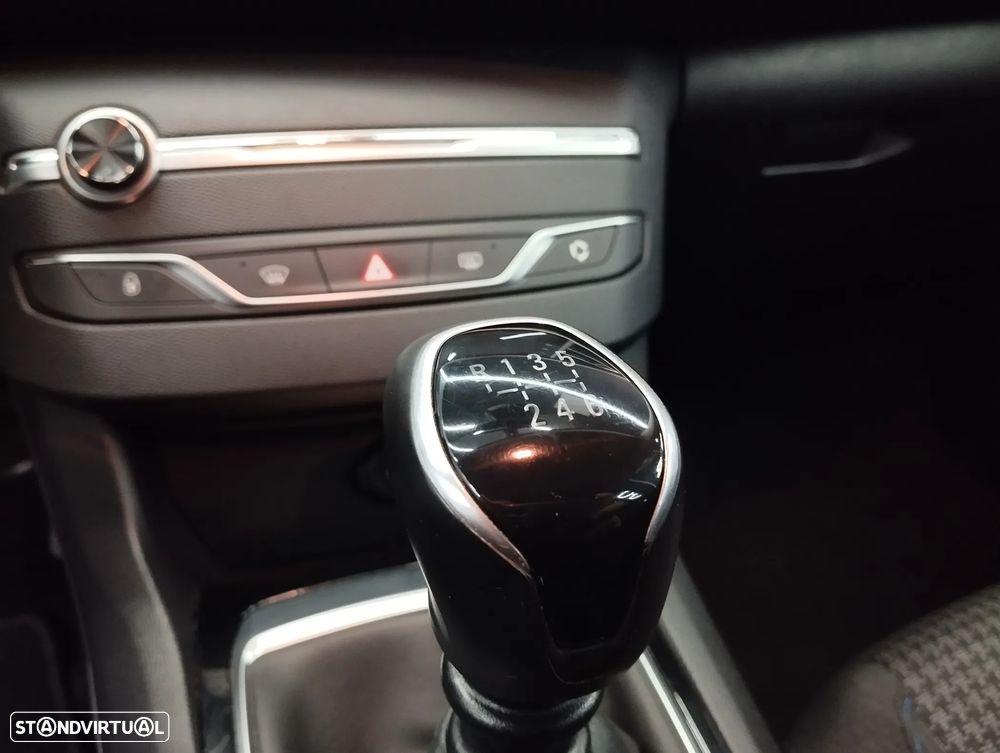 Peugeot 308 SW 1.5 BlueHDi Style - 31