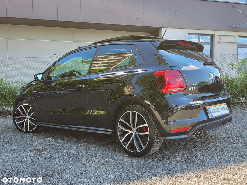 Volkswagen Polo - 13