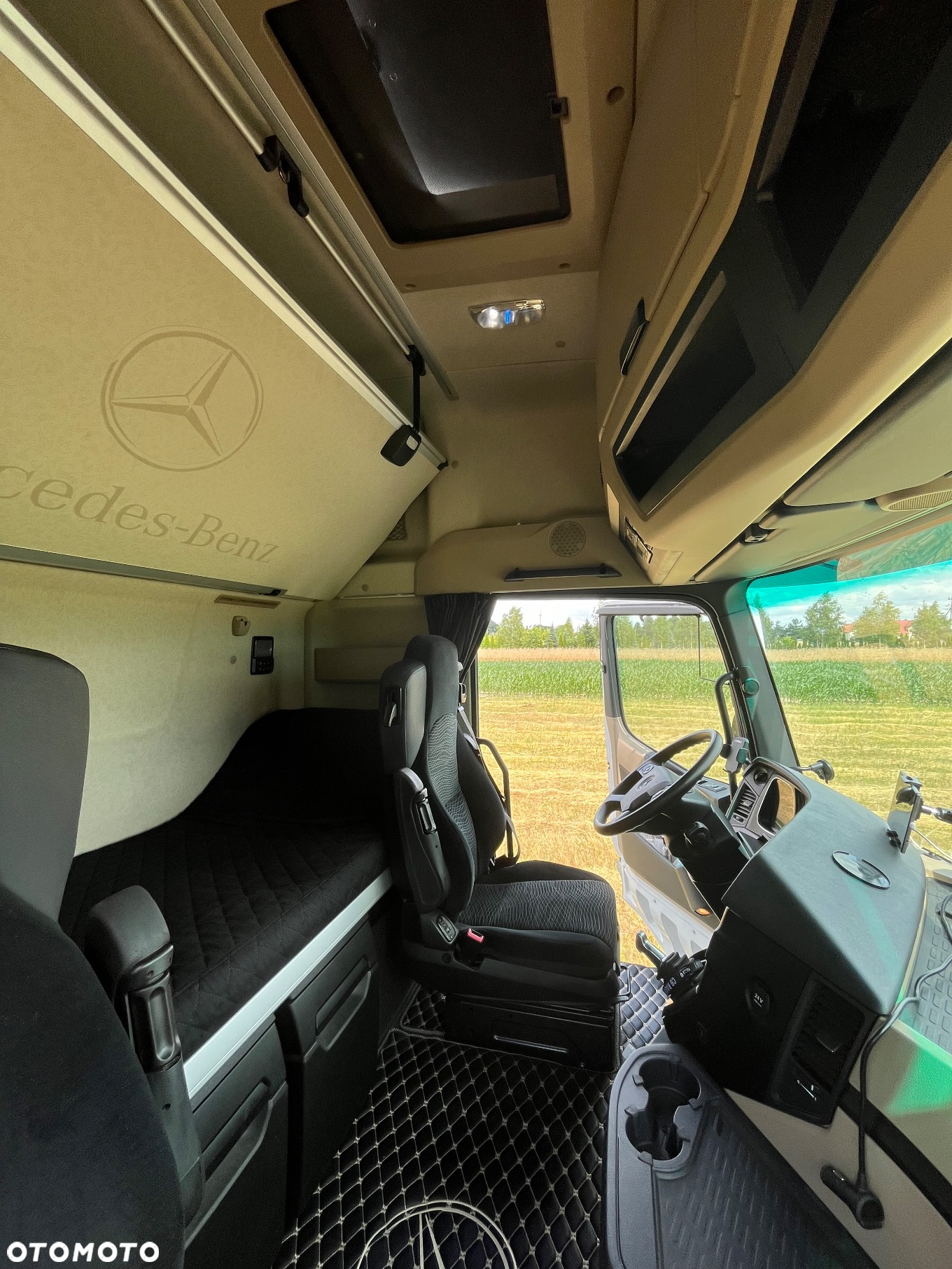 Mercedes-Benz ACTROS - 14