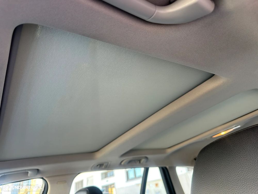 Mercedes-Benz C 220 Station CDI DPF (BlueEFFICIENCY) Avantgarde - 32